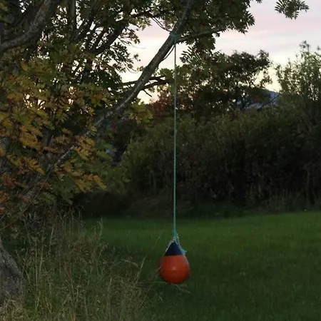 Sommerhus, Edvinstua. * Pettvik